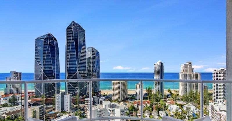 Deluxe Private Apartment And Studio - Ocean Views Gold Coast Exterior photo